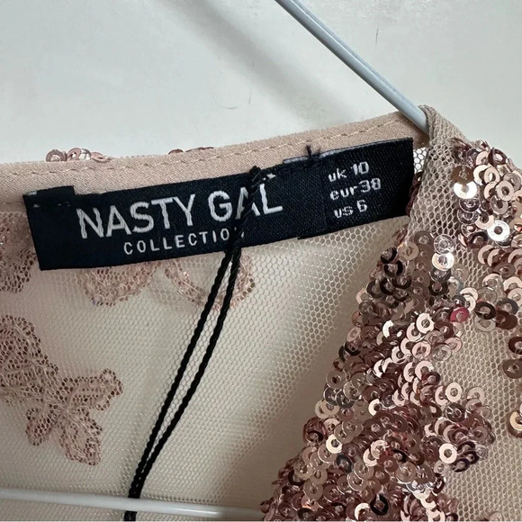 NWT SEQUIN DRESS- HOW LOW CAN YOU GO. Date night, prom, occasion mini sz6 - Picture 6 of 9